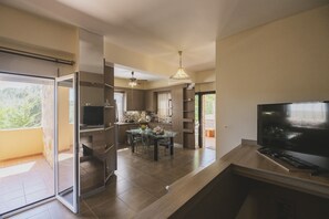 Living area - Family Summer Home near Beach (Galatas)