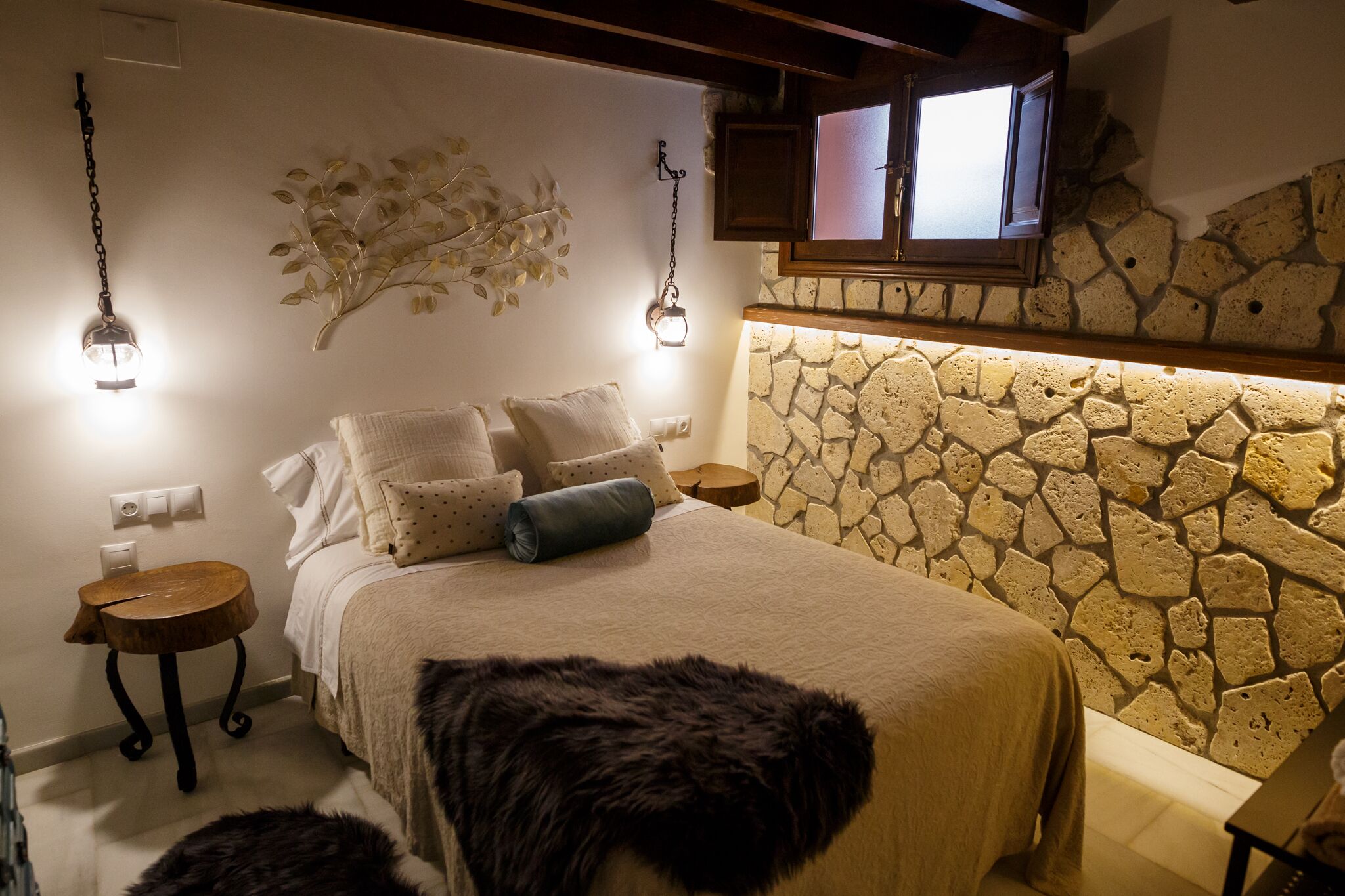 2 dormitorios, tabla de planchar con plancha, wifi gratis y ropa de cama