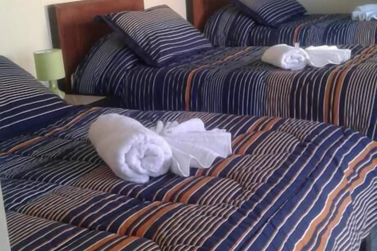 Standard Triple Room, 3 Single Beds | Free WiFi, bed sheets