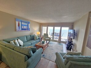 Smart TV, DVD player