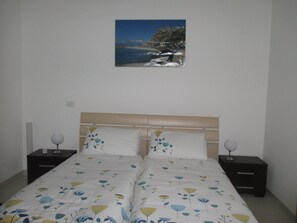 1 soverom, strykejern/-brett, wi-fi og sengetøy