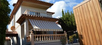 L'Ocell Blau - Villa with private pool in Miami Playa, for 10 people