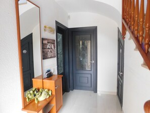 Interior - L'Ocell Blau - Villa with private pool in Miami Playa, for 10 people (MIAMI PLAYA)