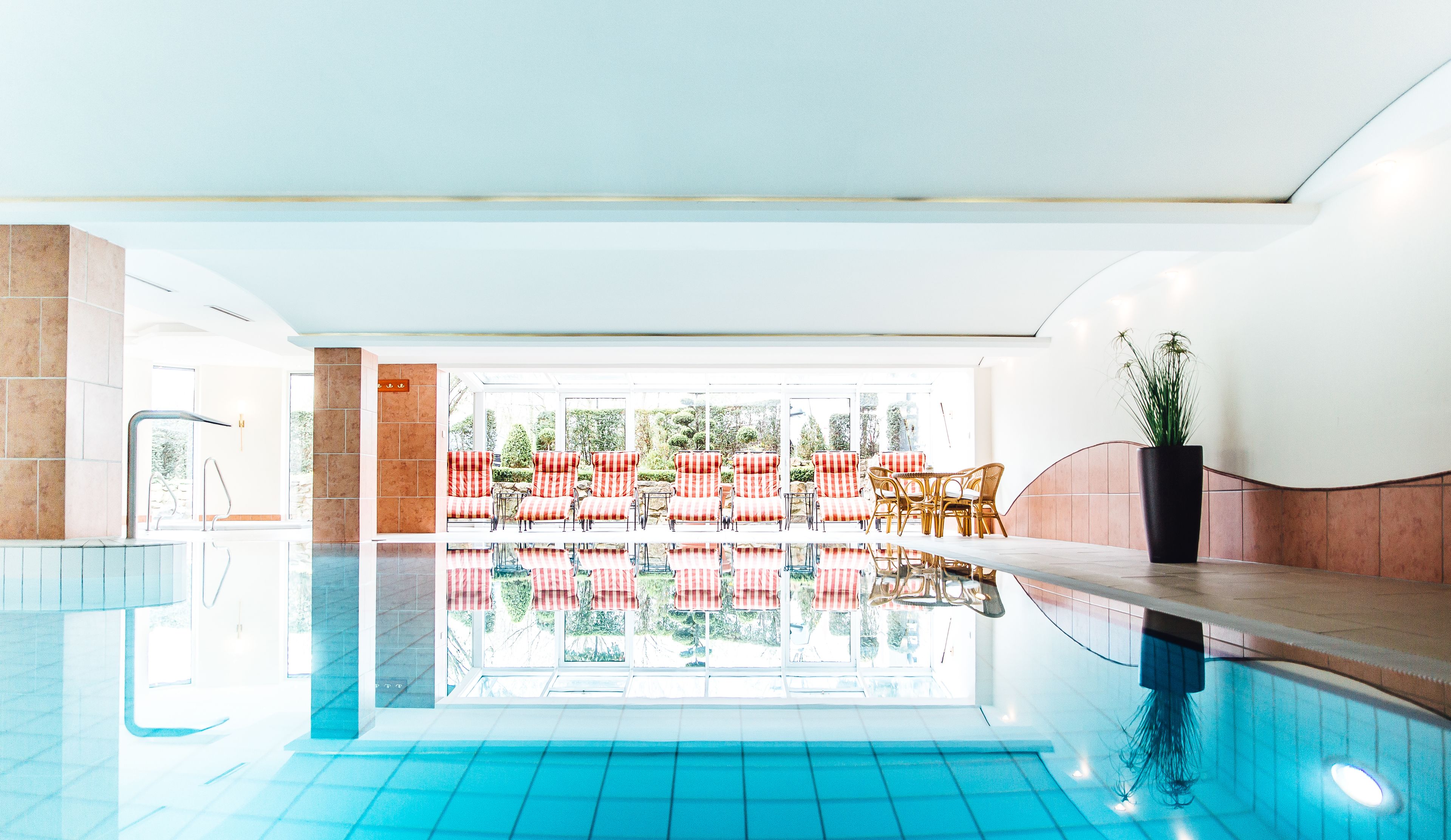 indoor pool, pool loungers