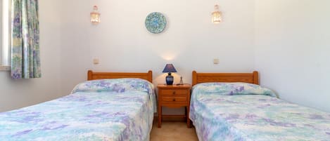 3 camere, ferro/asse da stiro, Wi-Fi gratuito, lenzuola