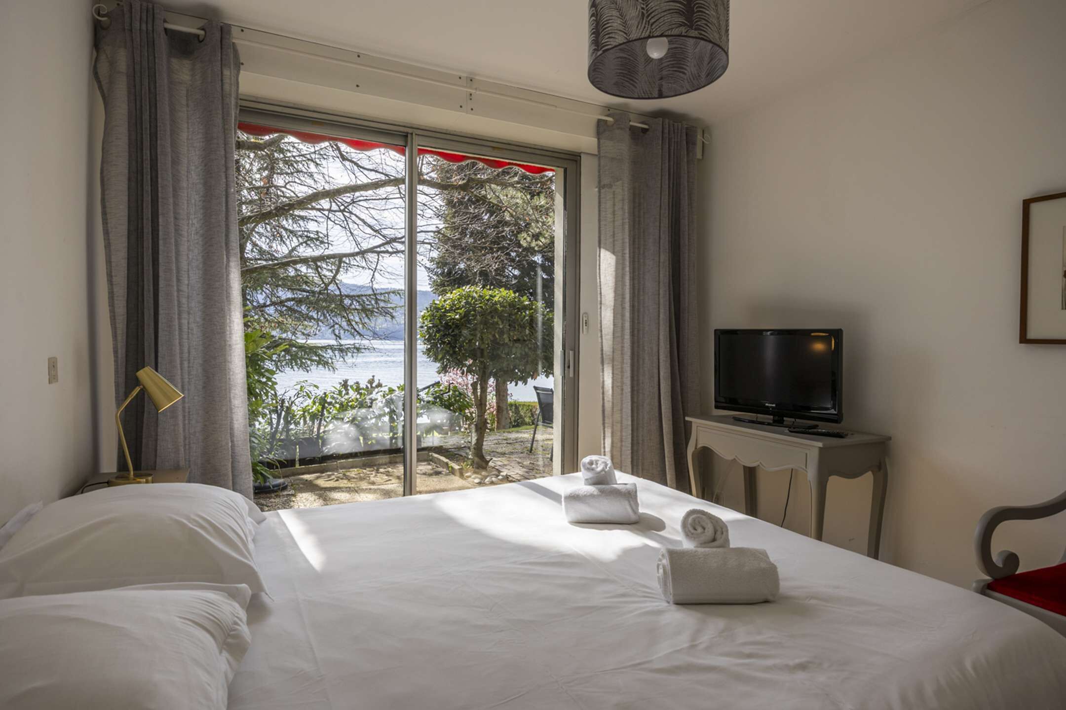 4 chambres, fer et planche à repasser, Wi-Fi gratuit