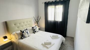 3 bedrooms, iron/ironing board, travel cot, free WiFi