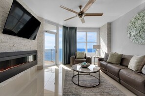 Flat-screen TV, fireplace, DVD player