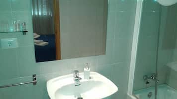 Douche de la salle de bain