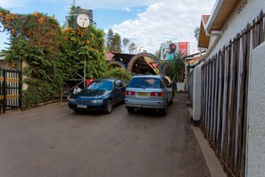 Parken ohne Service (kostenlos)