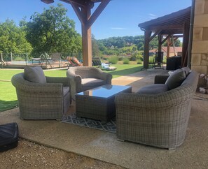 Property grounds - Beautiful Perogordian Style House (Les Farges)