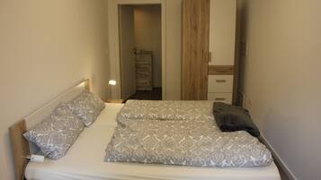 1 bedroom, iron/ironing board, Internet, bed sheets
