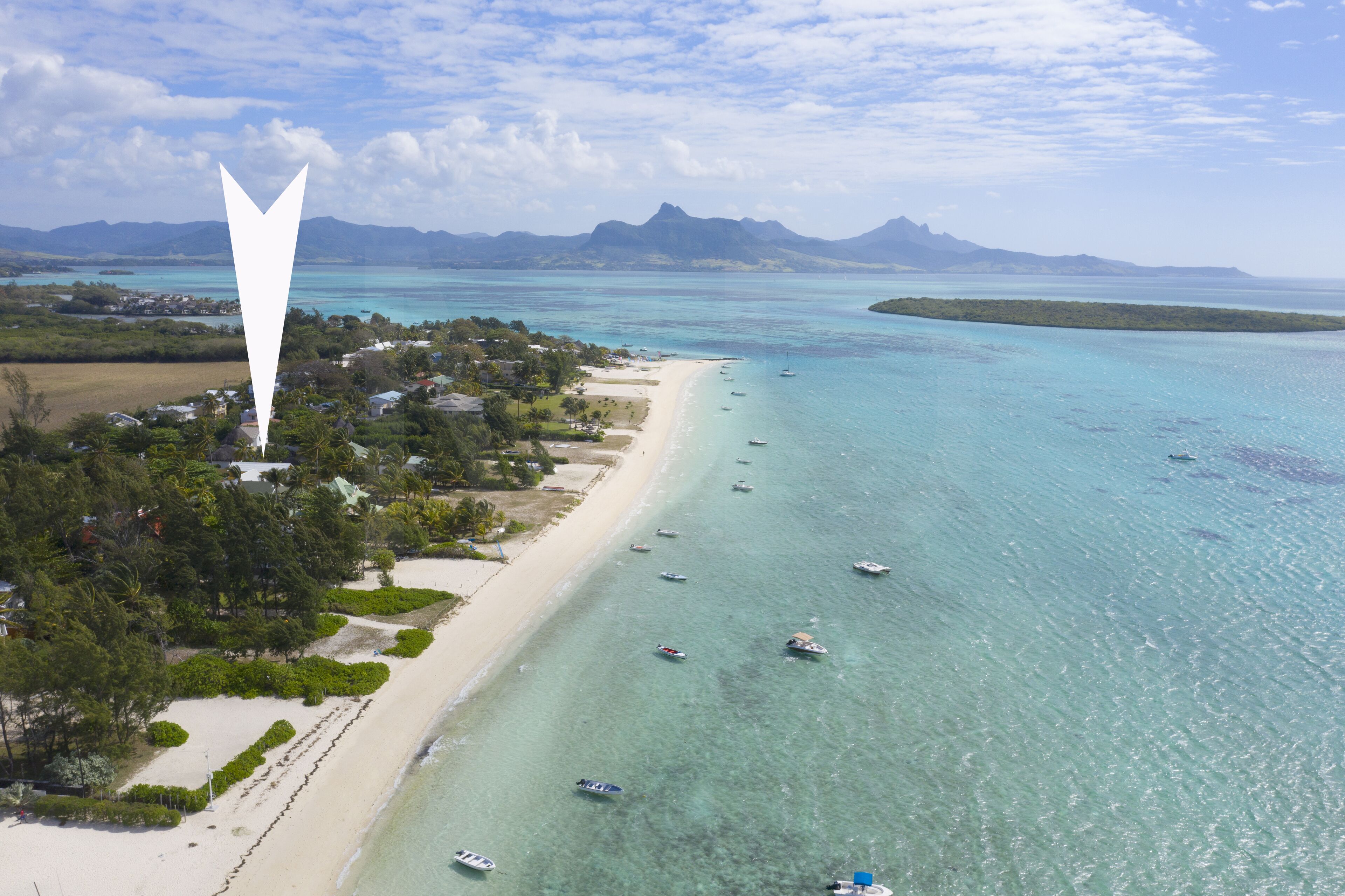 In Strandnähe, Liegestühle, Strandtücher