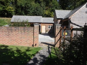 Exterior - Enchanting rural setting in the Garden of England (Old Wives Lees)