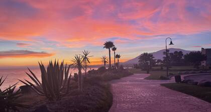 Park Beach: Ground floor apartment, garden, nxt to pool, nr beach. Free parking