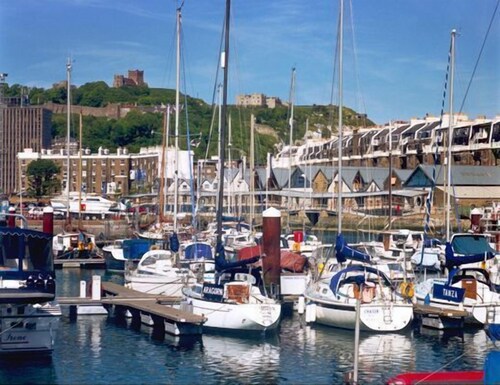 Maison Dieu Guest House