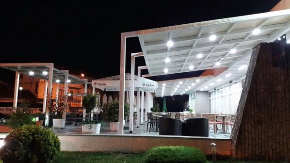 รูปภาพที่ไม่ได้จัดประเภท, 1 จาก 25, ปุ่ม