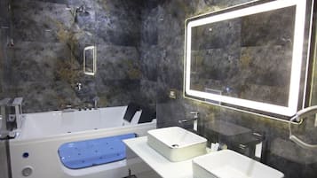 Soundproofing, WiFi, wheelchair access