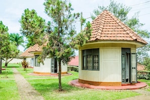 Property grounds - Buziga Country Resort (Kampala)