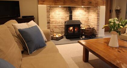 Luxury Cottage In Christow.