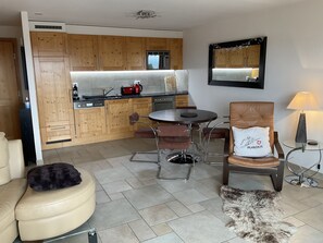 Interior - NENDAZ 4-VALLEES 2 Bedroom Luxury Apartment with Indoor Swimming Pool(freeWIF (Haute-Nendaz)