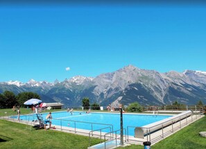 Piscina interna, piscina aquecida