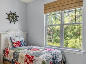 3 bedrooms, iron/ironing board, travel crib, WiFi