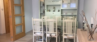 Cozy apartment next to Puerta de San Pedro (Roman Wall)