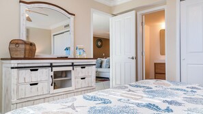 2 bedrooms, iron/ironing board, free WiFi, bed sheets - 🌅 Islander #208 – Stunning Sunrise Views Over the Gulf! 🌊✨ (Destin)