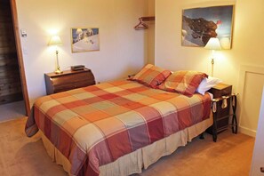 6 bedrooms, free WiFi, bed sheets