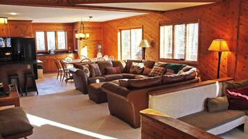 TV connectée, cheminée