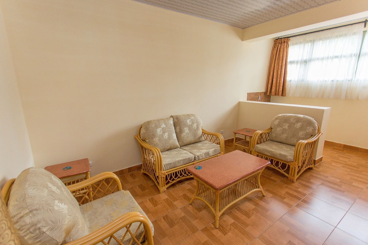 executive suite | living area | tv