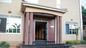 Front of property - Sheron Hotel (Kampala)