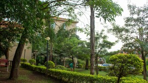 Property grounds - Sheron Hotel (Kampala)