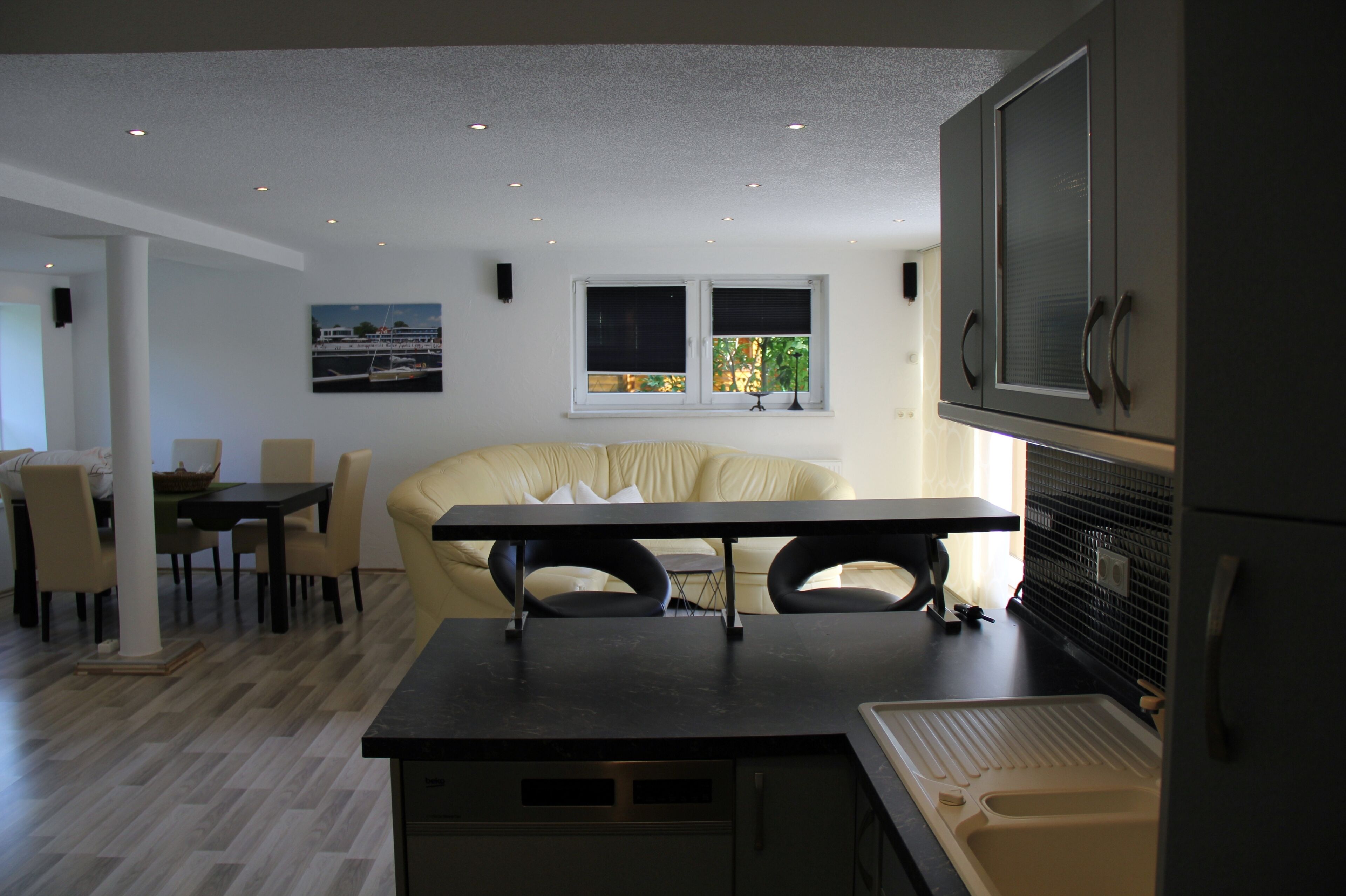 ثلاجة، ميكروويف، فرن، موقد طهي مسطح