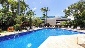 Piscine extérieure