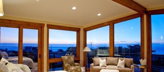 Beachouse - Pacific Grove Beach House - Amazing Oceanview