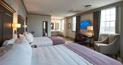 The Groton Inn