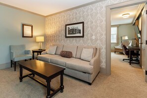 Signature Suite (Bancroft)