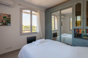 3 chambres, fer et planche Ă repasser, lit parapluie, Wi-Fi gratuit