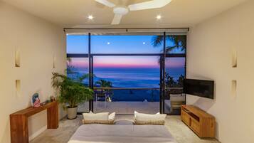 3 bedrooms, desk, free WiFi, bed sheets