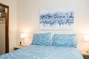 2 chambres, fer et planche à repasser, Wi-Fi gratuit, draps fournis