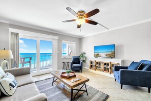 Flat-screen TV, DVD player, video library - Set your clock to Beach time! Renovated, high end Condo, stunning views (622) (Destin)