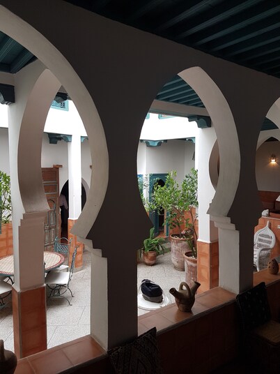 HOUSE NADIA AZEMMOUR THE PORTUGUESE CITY