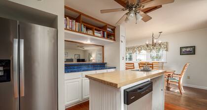907 Bayshore - Large home in Broadkill. Just a block to the beach!