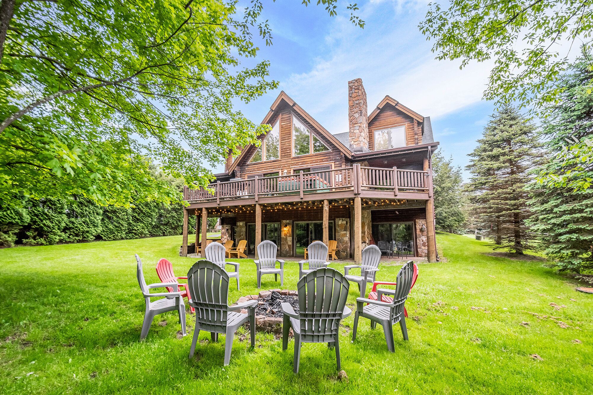 Wild Wild West | Dock Slip, Hot Tub, Firepit!