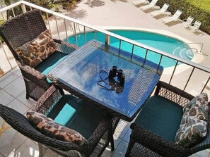 Outdoor dining - Sunset Kahili 304 with Spectacular Ocean Views ... In Sunny Poipu (Poipu)
