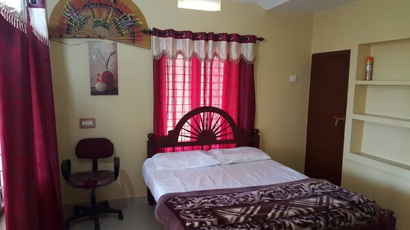 2 bedrooms, iron/ironing board