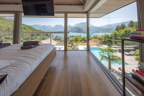 8 Schlafzimmer, Bügeleisen/Bügelbrett, Reisekinderbett, WLAN