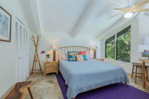 2 habitaciones, tabla de planchar con plancha, internet y ropa de cama 